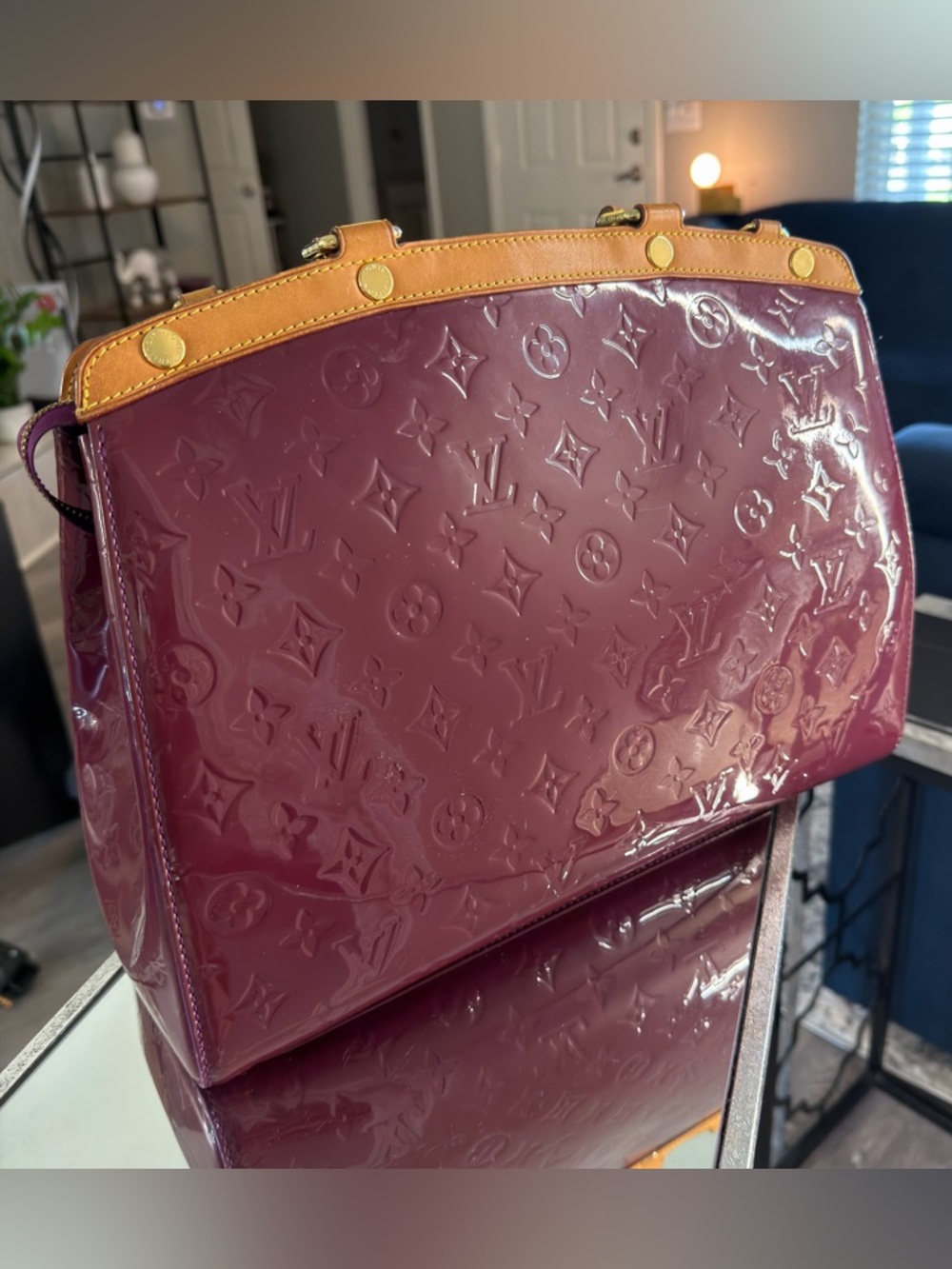 *LIKE NEW* Louis Vuitton Brea GM in Amarante Monogram Vernis Bag - Picture 9 of 17